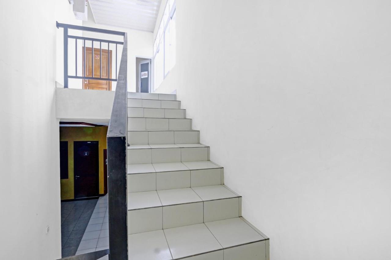 Oyo 90796 Hotel Mulya Indah Tambakmulya Dış mekan fotoğraf