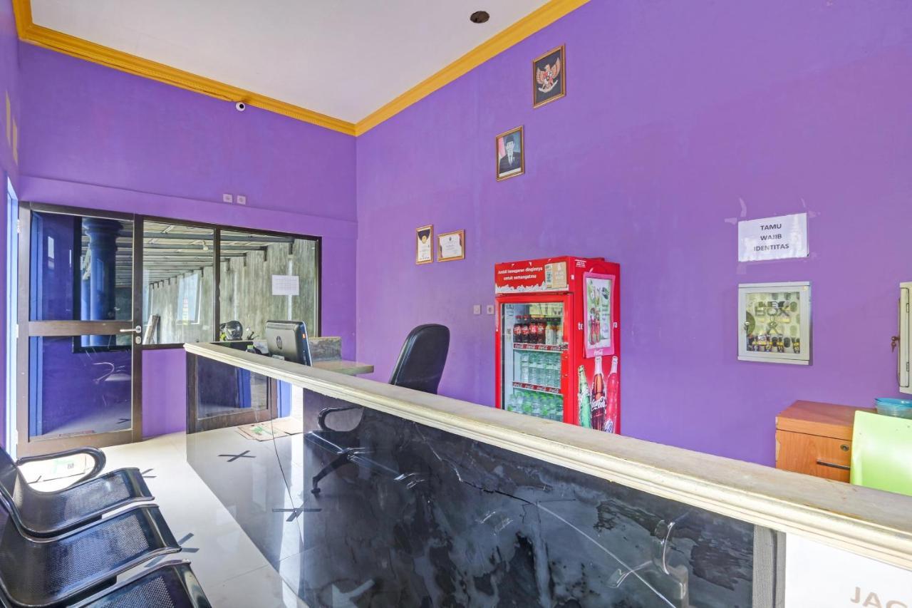Oyo 90796 Hotel Mulya Indah Tambakmulya Dış mekan fotoğraf